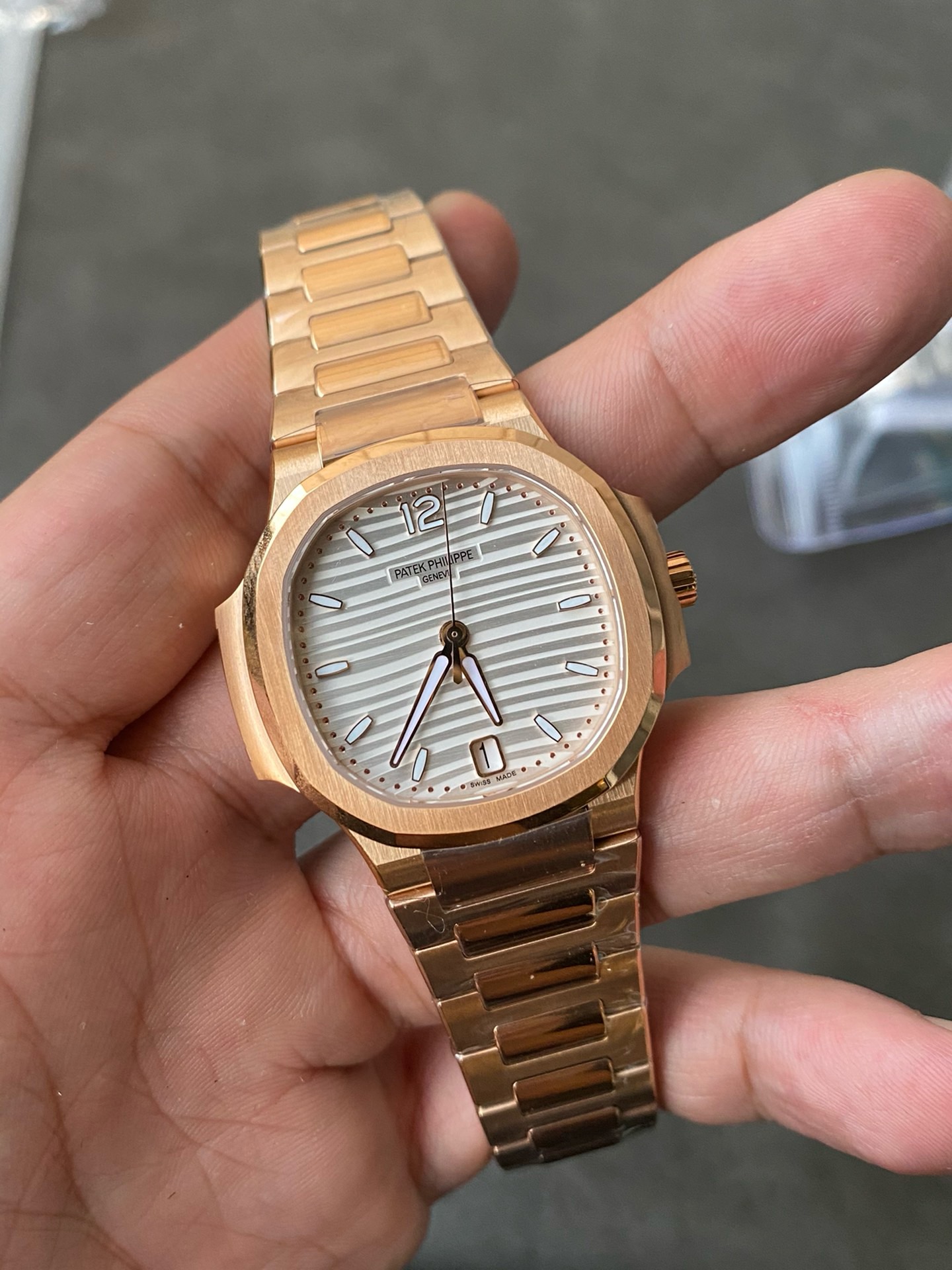 Patek Philippe 女款玫瑰金7118R 