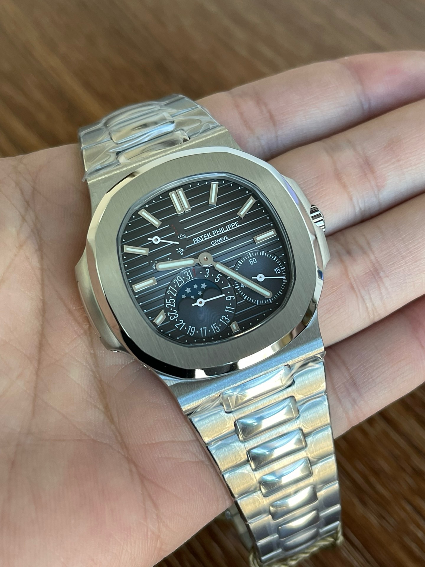 Patek Philippe 5712A