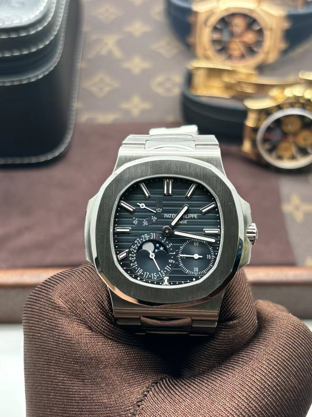 定制无卡度机芯 18K金陀 Patek Philippe 5712A