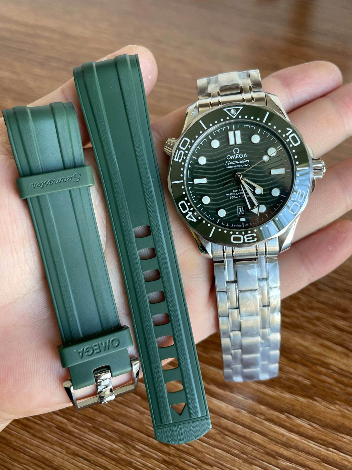 OMEGA欧米茄 海马系列