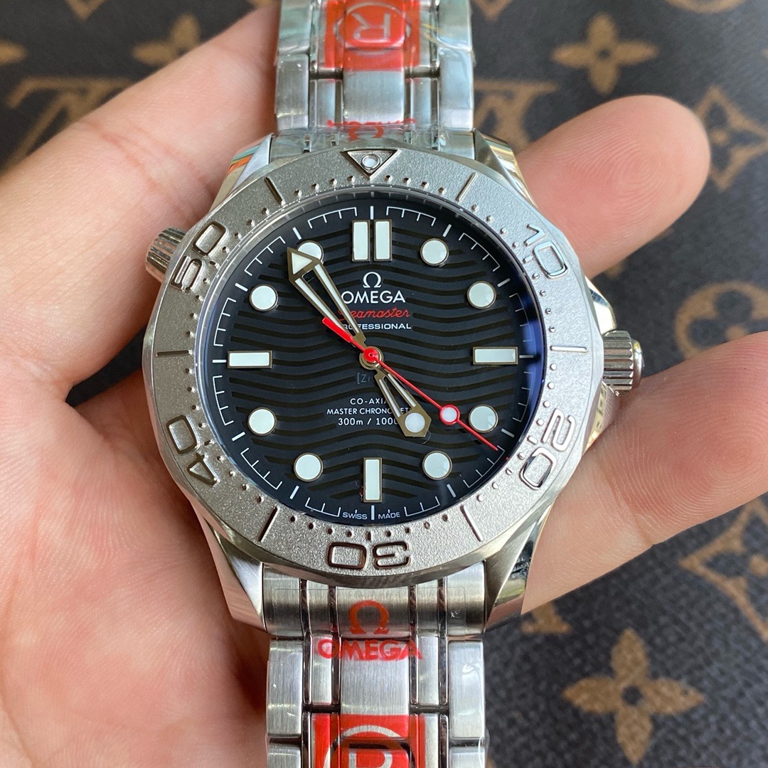 OMEGA欧米茄 海马系列