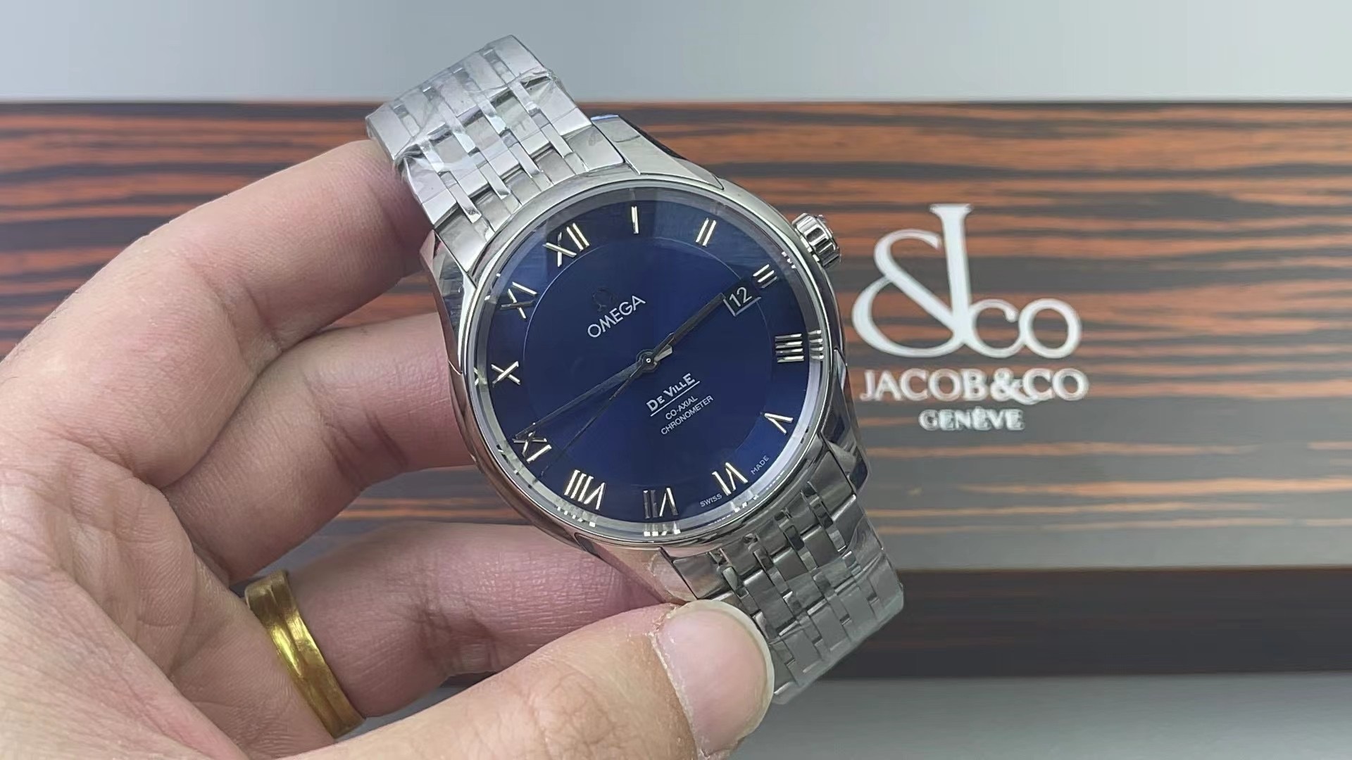 OMEGA欧米茄 蝶飞