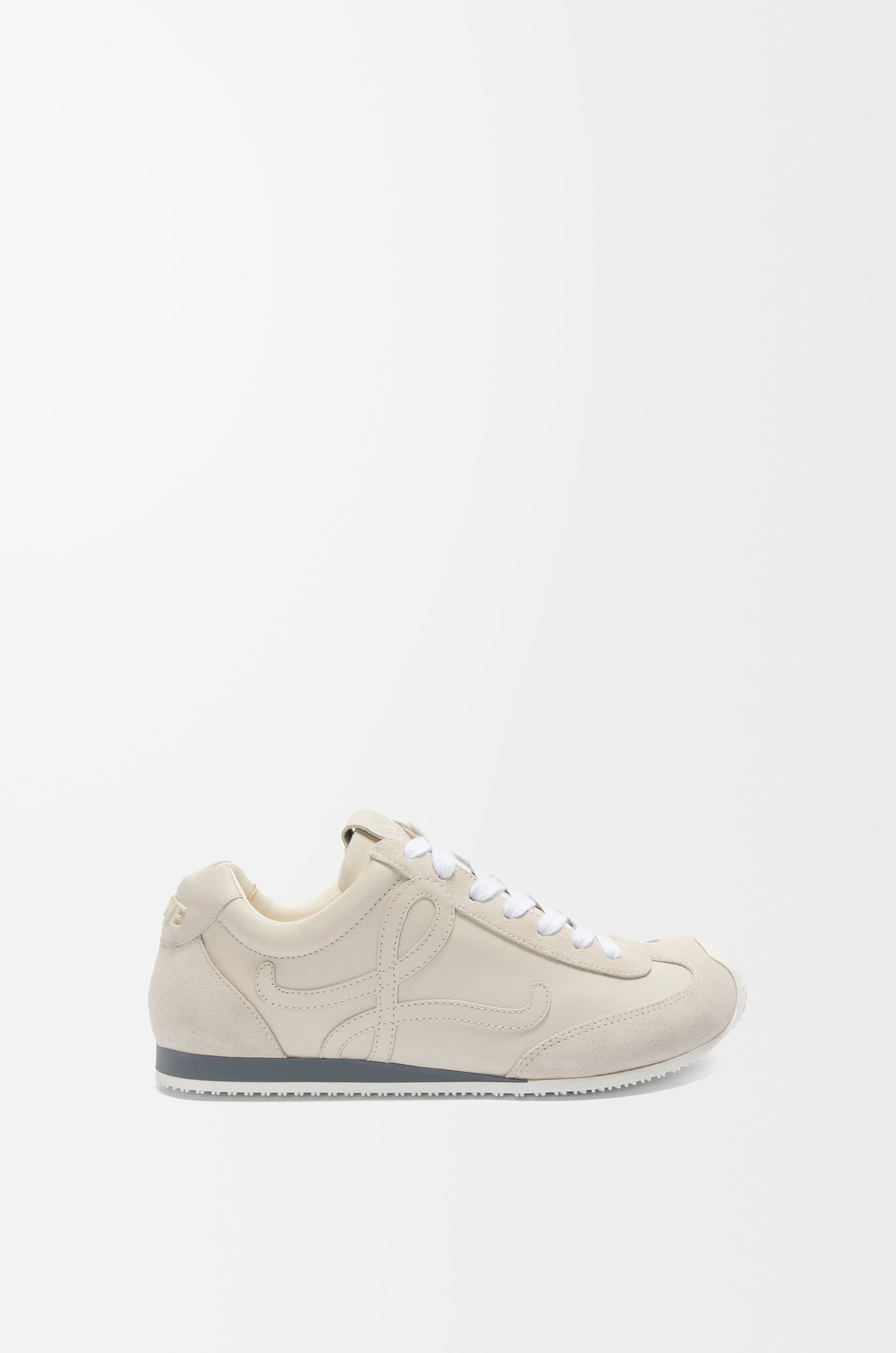 【大人気】LOEWE Ballet Runner 2.0 in nylon and calfskin