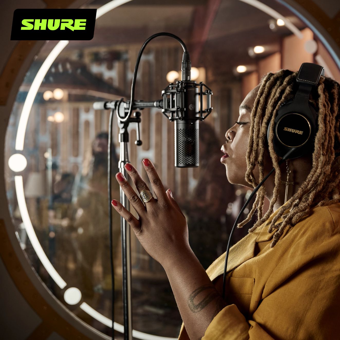 KSM44MP Large Diaphragm Multi-Pattern Condenser Microphone