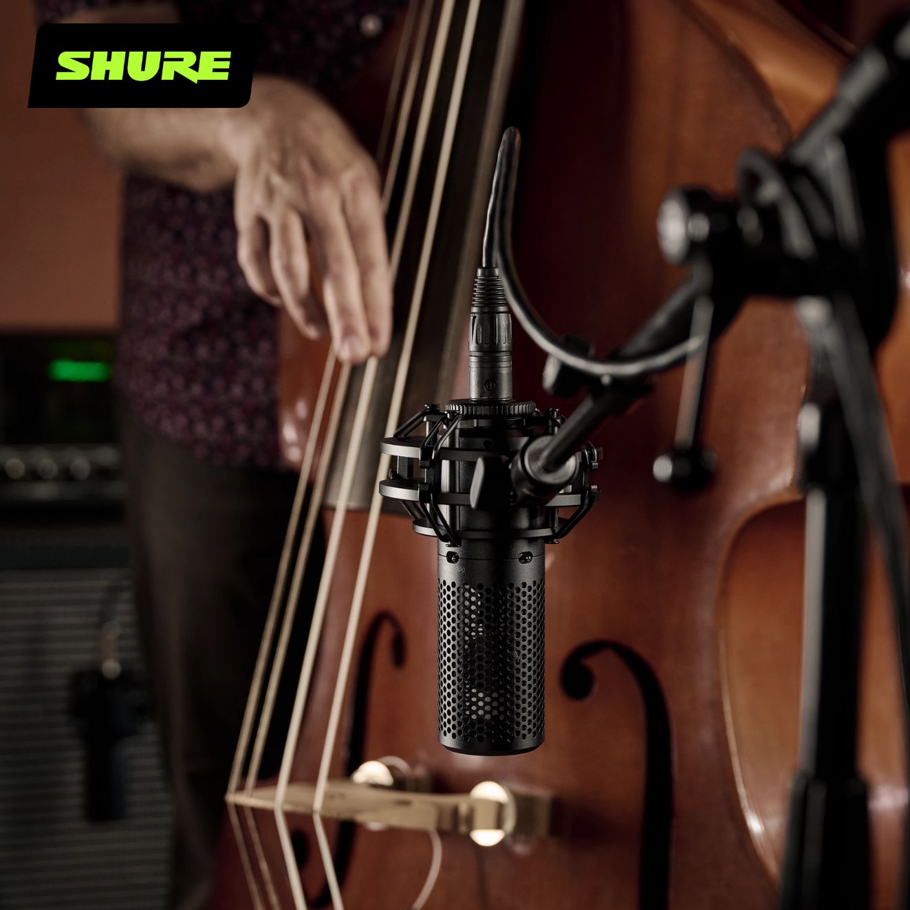 KSM44MP Large Diaphragm Multi-Pattern Condenser Microphone