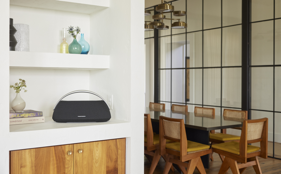 feature Signaturedesignelegantlycraftedwithpremiummaterials