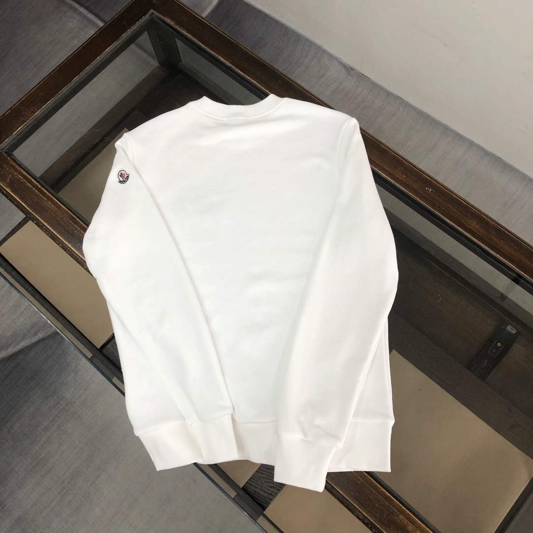 【MONCLER旗艦店】（モンクレール）長袖 ご好評に付き再入荷！
