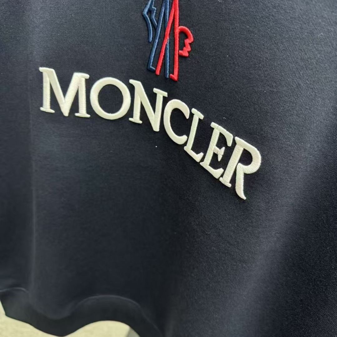 【MONCLER旗艦店】モンクレール 長袖 男女兼用 ご好評に付き再入荷！