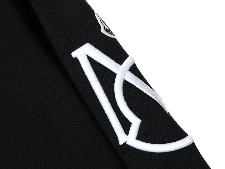 【MONCLER】モンクレール スウェットシャツ 男女兼用【即日出荷】