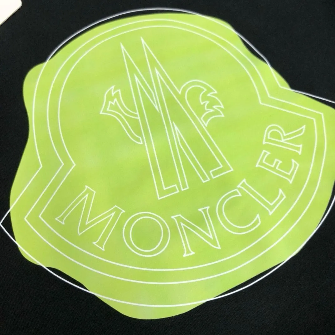 【MONCLER旗艦店】（モンクレール）長袖 ご好評に付き再入荷！