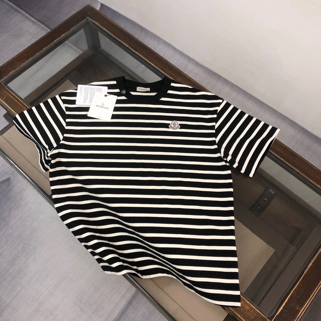 【Moncler】2025年新作 モンクレール メンズ 半袖 ラウンドネックストライプコットンTシャツ MC006