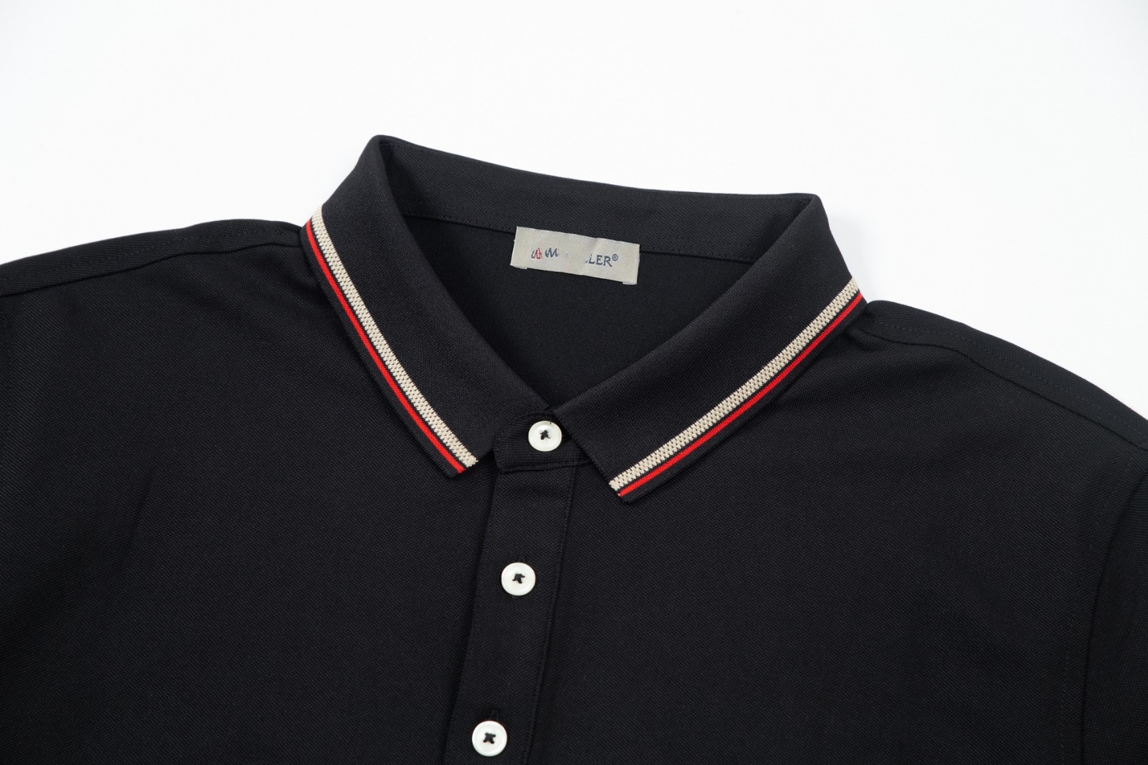 【Moncler】2025年新作 モンクレール メンズ 半袖 ラウンドネック 刺繍Tシャツ MC008