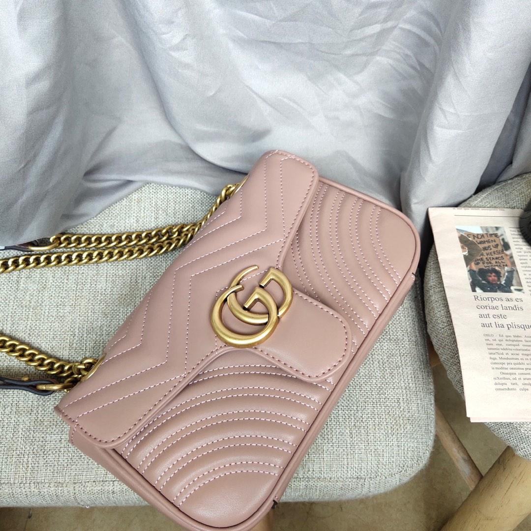 ★GUCCI★グッチ  GGマーモント ミニ レザーバッグ 四色