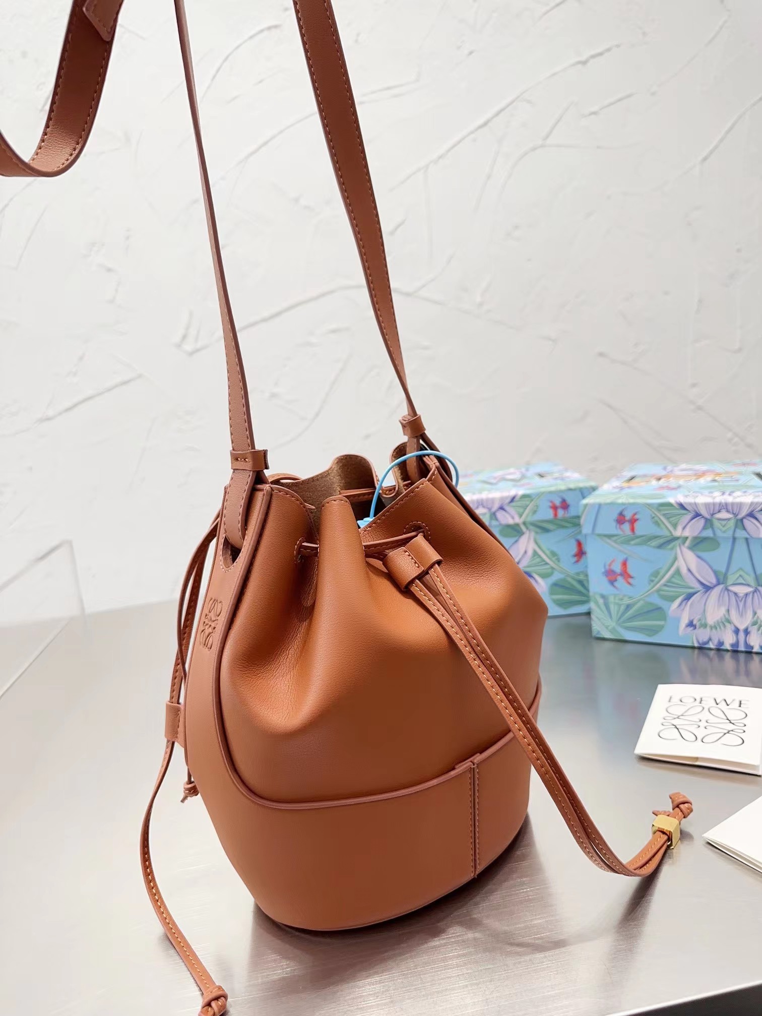 【LOEWE】ロエベ スティッチング バケット バッグ-高島屋オンラインストア - 公式