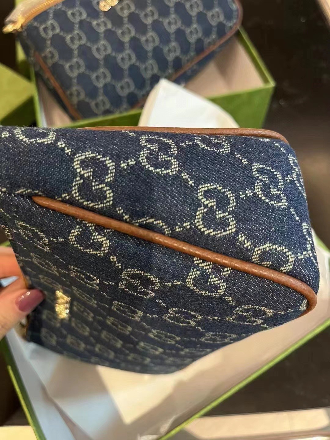 【GUCCI】グッチ デニムクロスボディバッグ 長さ18cm