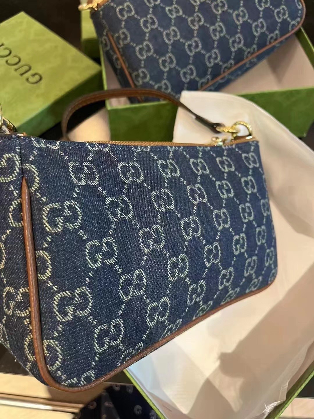 【GUCCI】グッチ デニムクロスボディバッグ 長さ18cm