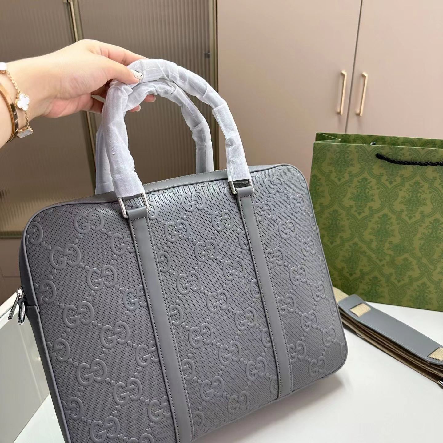 GUCCI(グッチ) トートバッグ&ハンドバッグ 38x28x6cm-高島屋オンラインストア - 公式