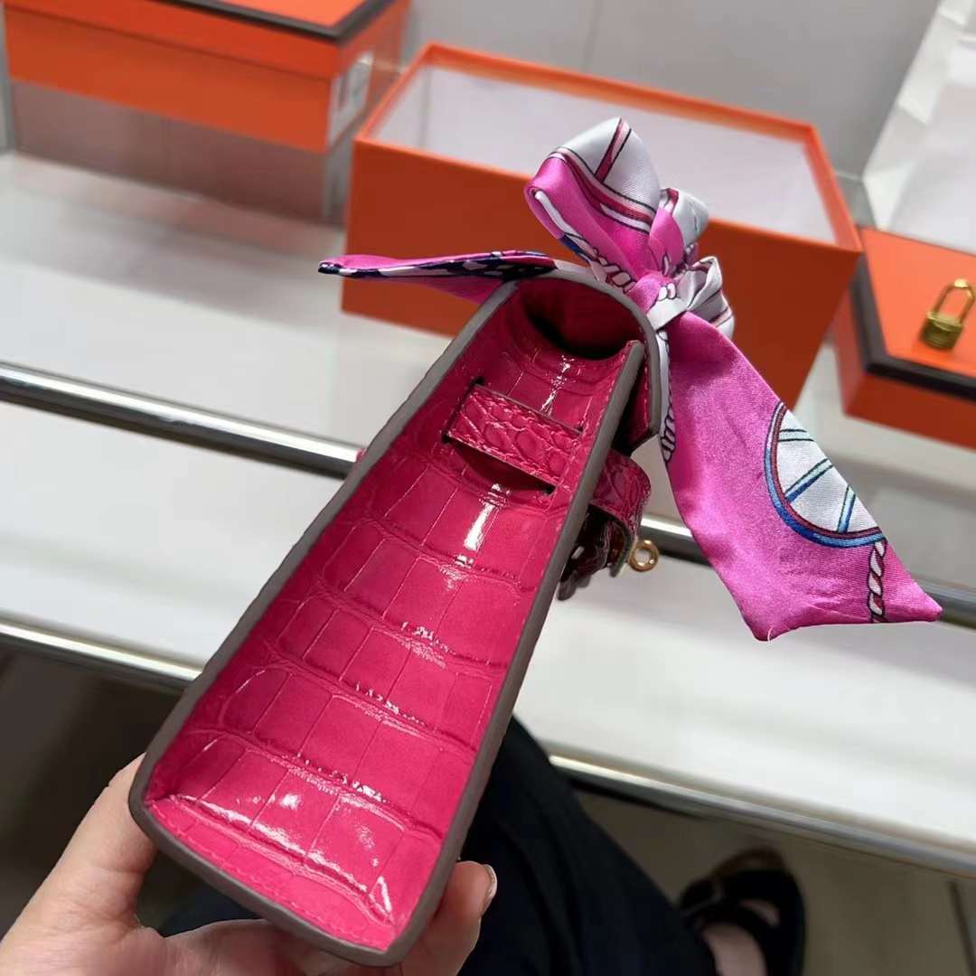 【HERMES】エルメス ケリーシリーズ クロコダイル柄 最新カラー-高島屋オンラインストア - 公式