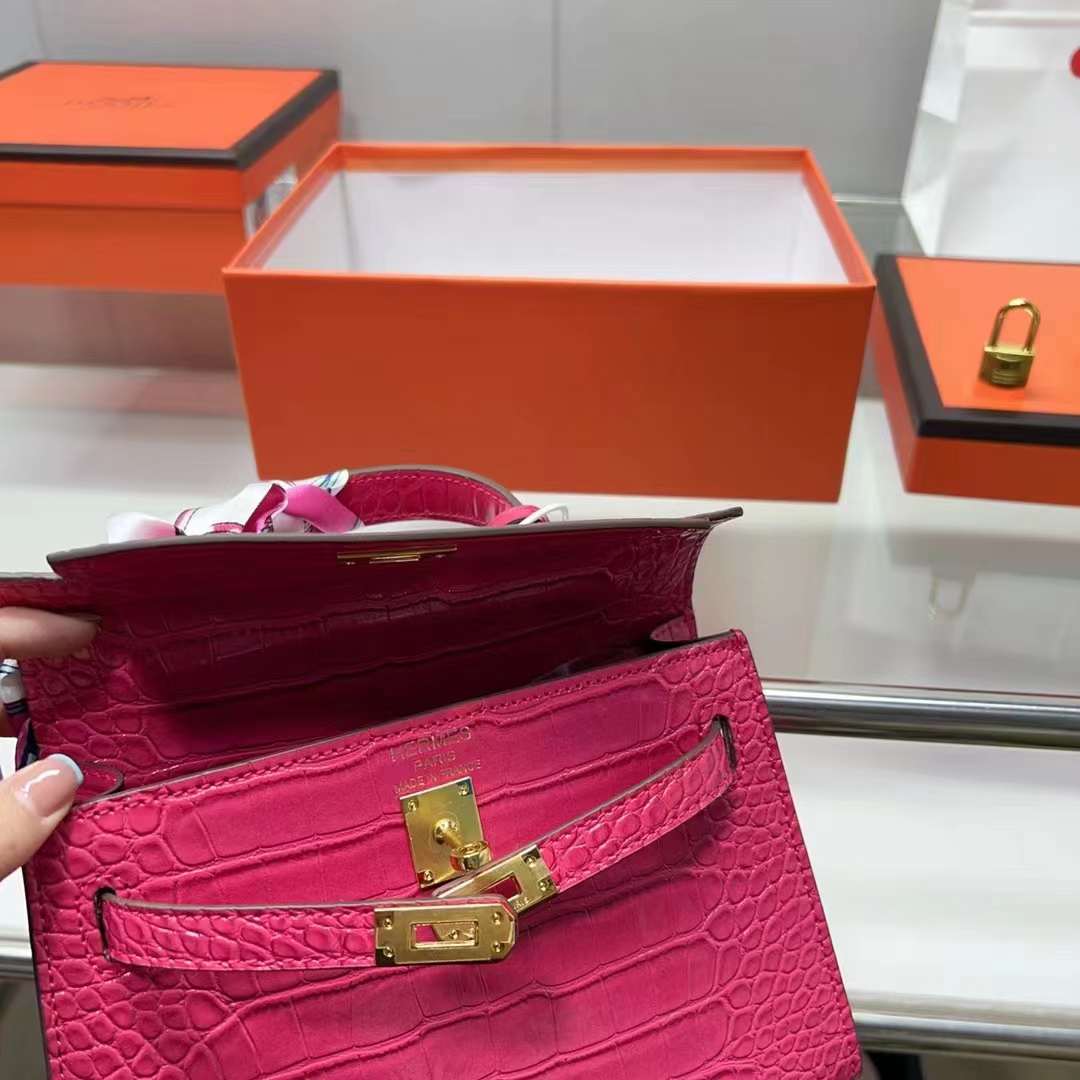 【HERMES】エルメス ケリーシリーズ クロコダイル柄 最新カラー-高島屋オンラインストア - 公式