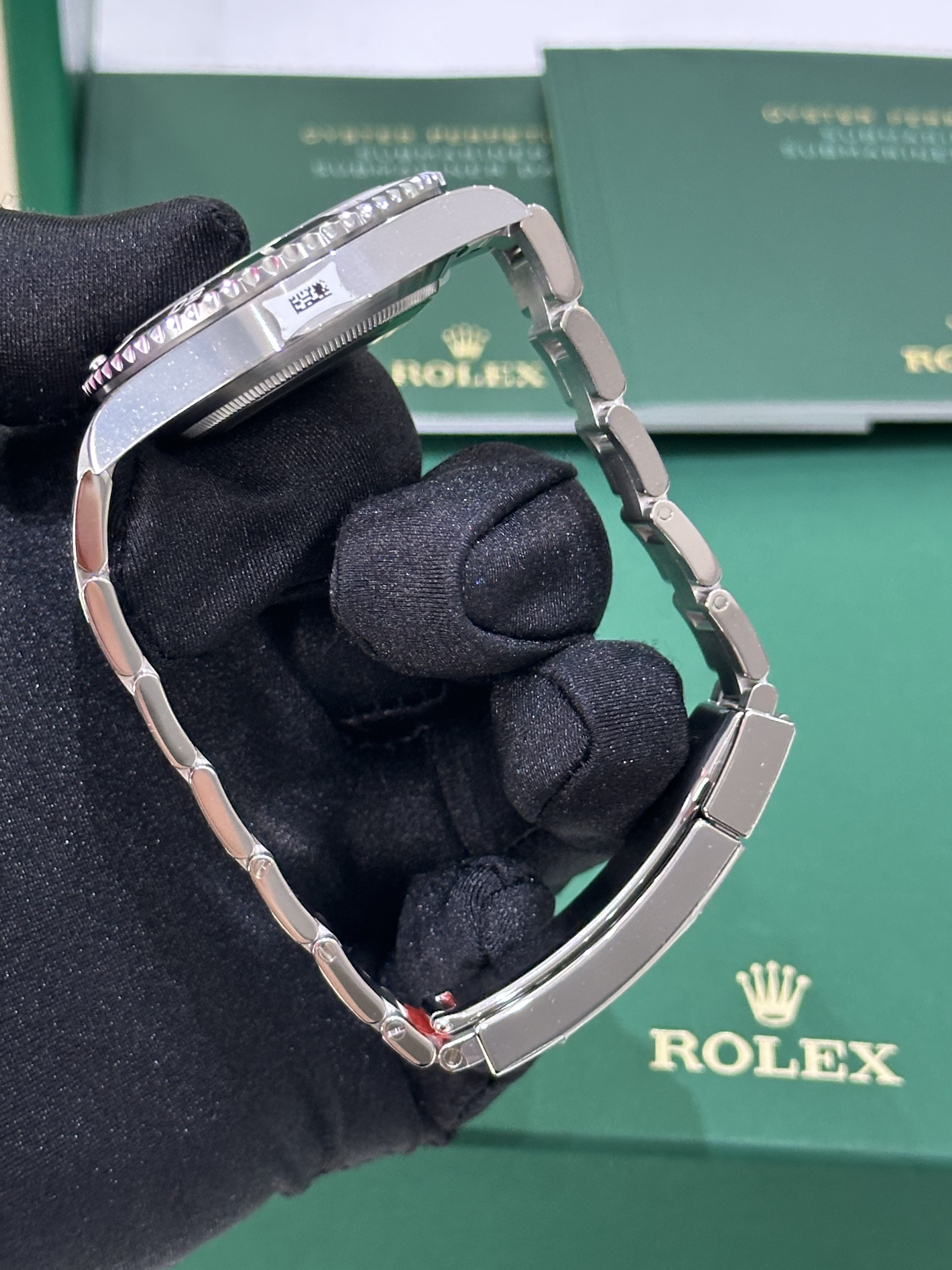ROLEX  ロレックス サブマリーナ デイト  116610LN