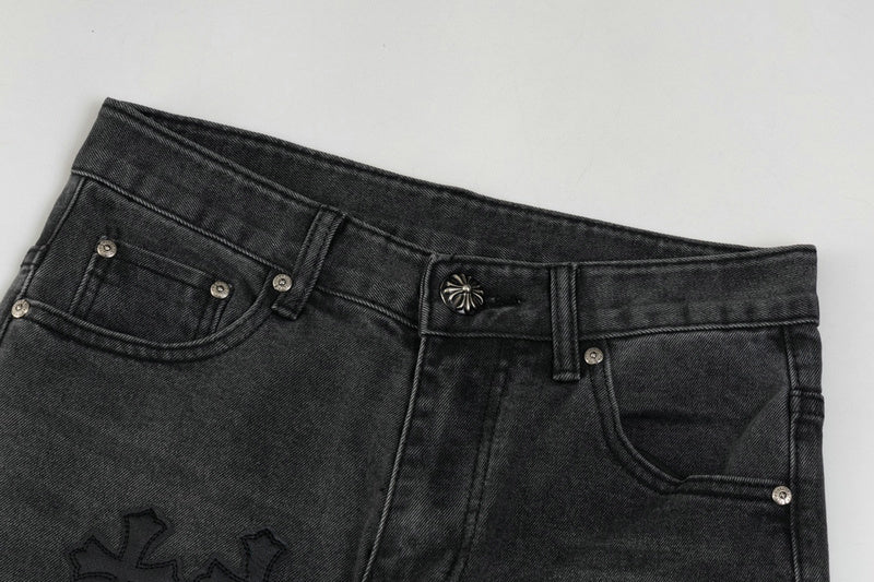 【Chrome Hearts】クロムハーツ ブラック＆ホワイト クロスパッチ フレイムニージーンズ