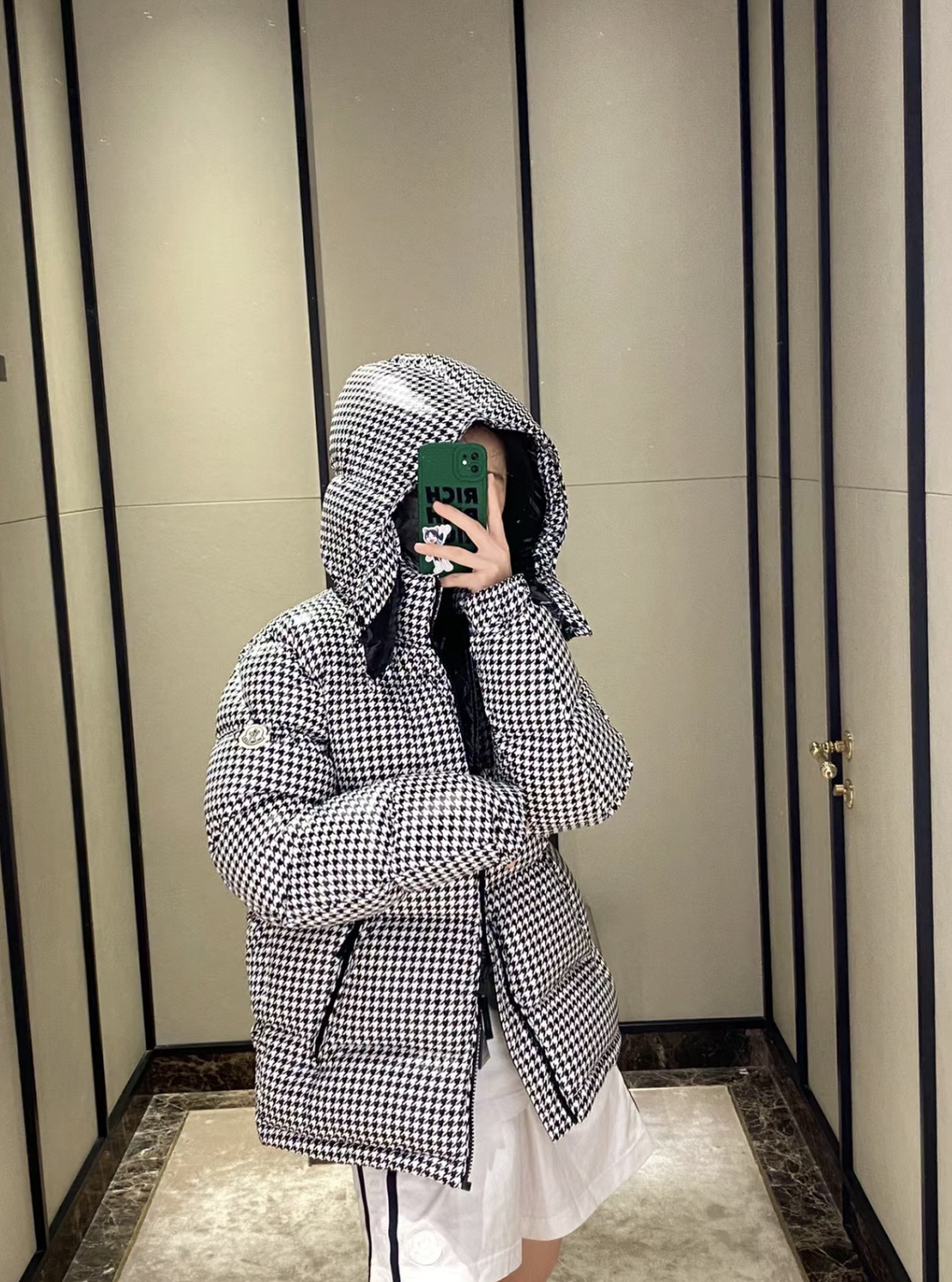 【Moncler】✖️【Fragment Design】23FW ダウンジャケット