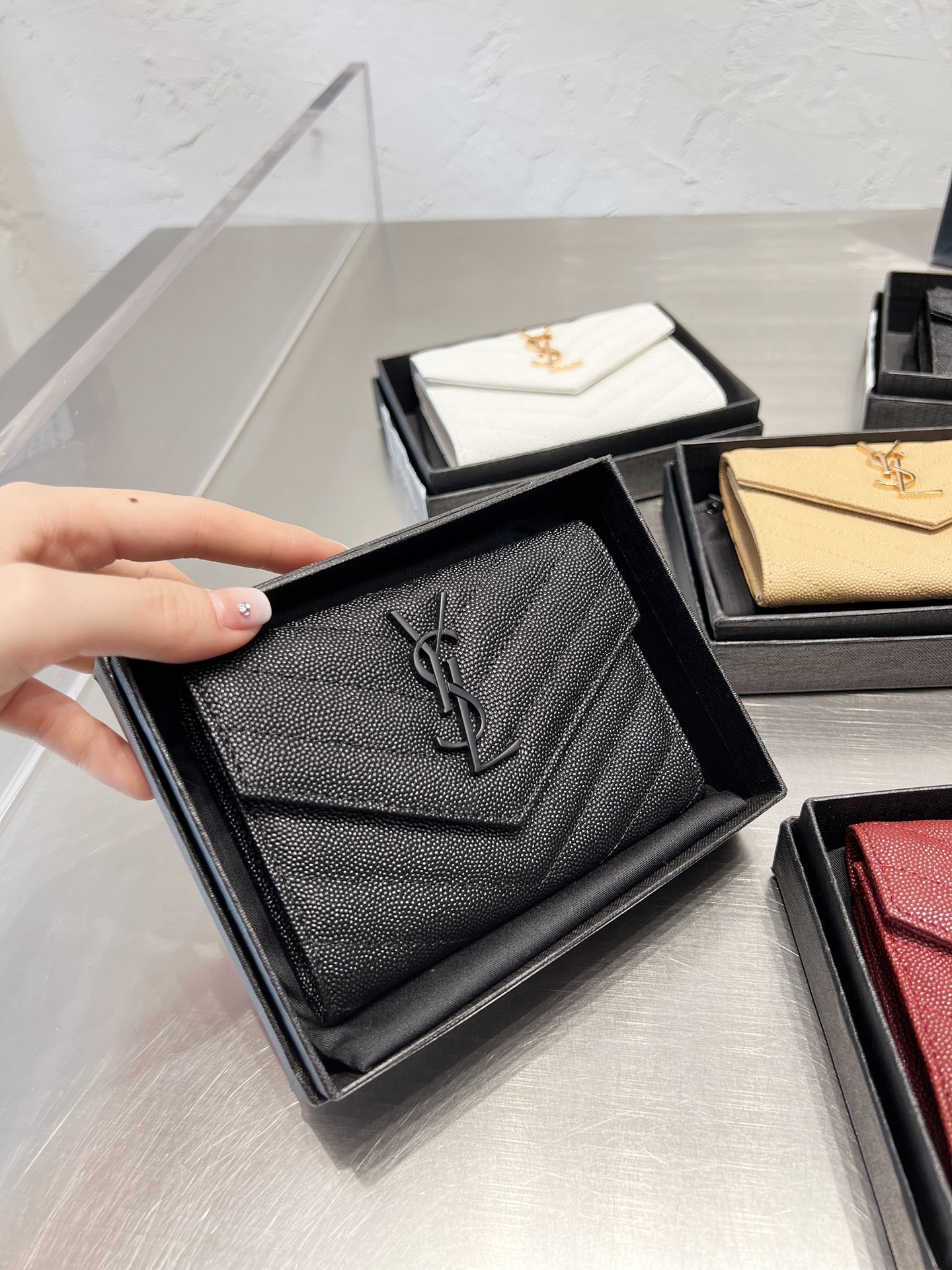 【Saint Laurent】モノグラム スモール エンベロープウォレット