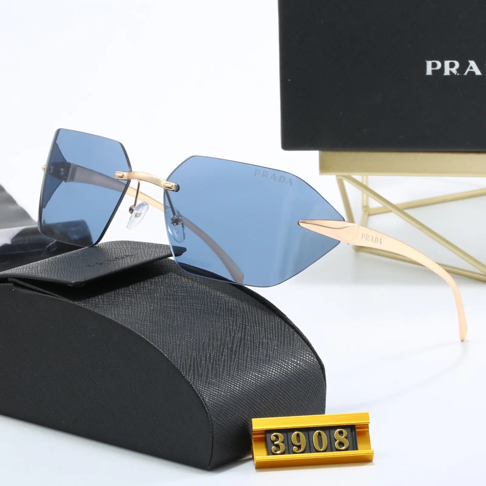 Prada サングラス S0006