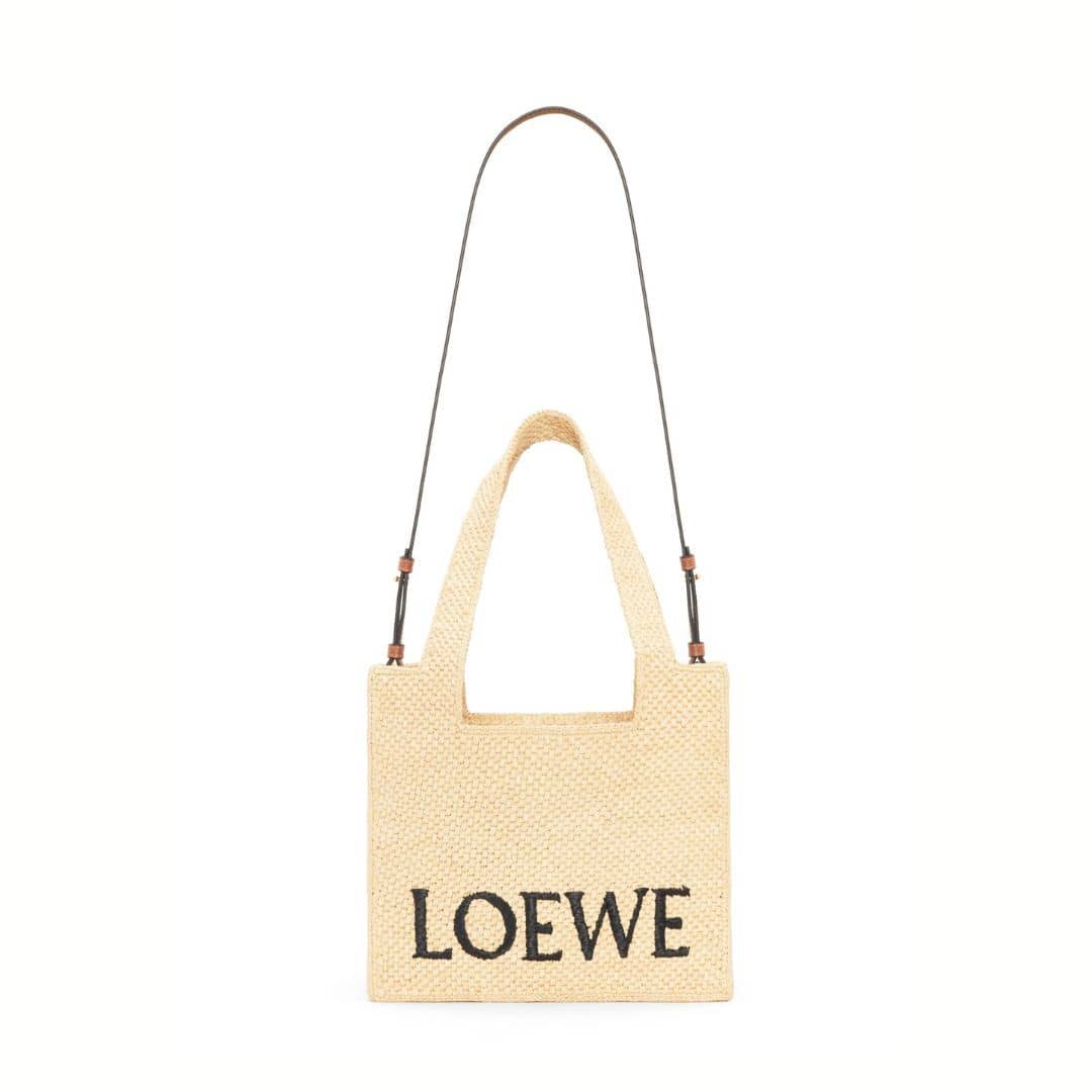 【LOEWE】ロエベ🔥バスケットバッグの最新作が登場！「MORE」雑誌掲載❤️本田 翼さんが推す！★Paula's ロゴ刺繍ラフィア トートバッグ