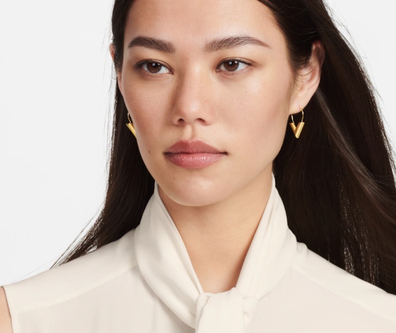 【高品質】【国内発送/直営店】ピアス エセンシャルV ラッピング付き ギフト プレゼント 新品 正規品-高島屋オンラインストア - 公式