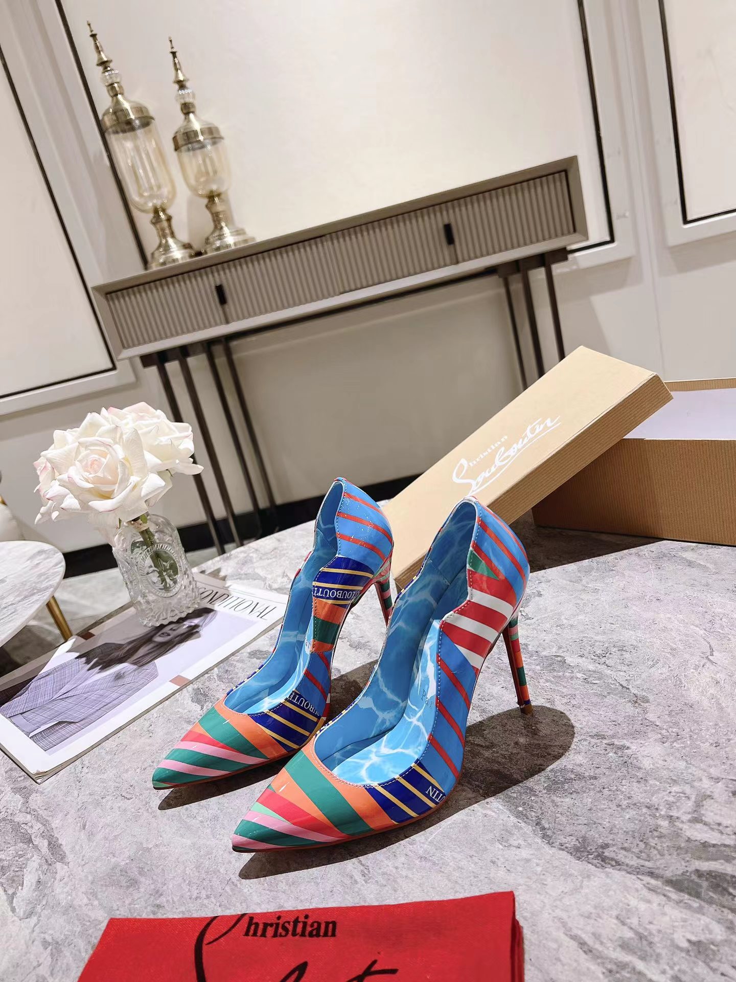 【Christian Louboutin】クリスチャン ルブタン Hot Chick Striped Patent Pumps 100 mm-高島屋オンラインストア - 公式