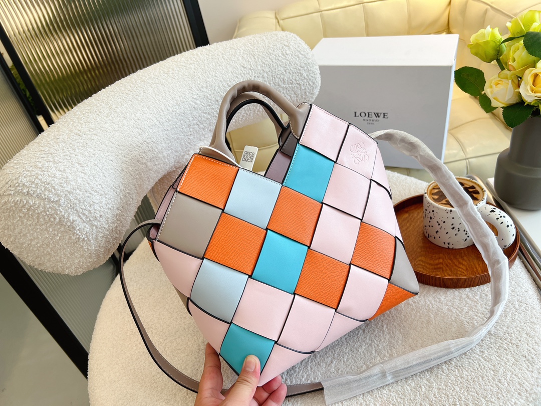 【LOEWE】ロエベ配色かごバッグレザーベジタブルバスケット-高島屋オンラインストア - 公式