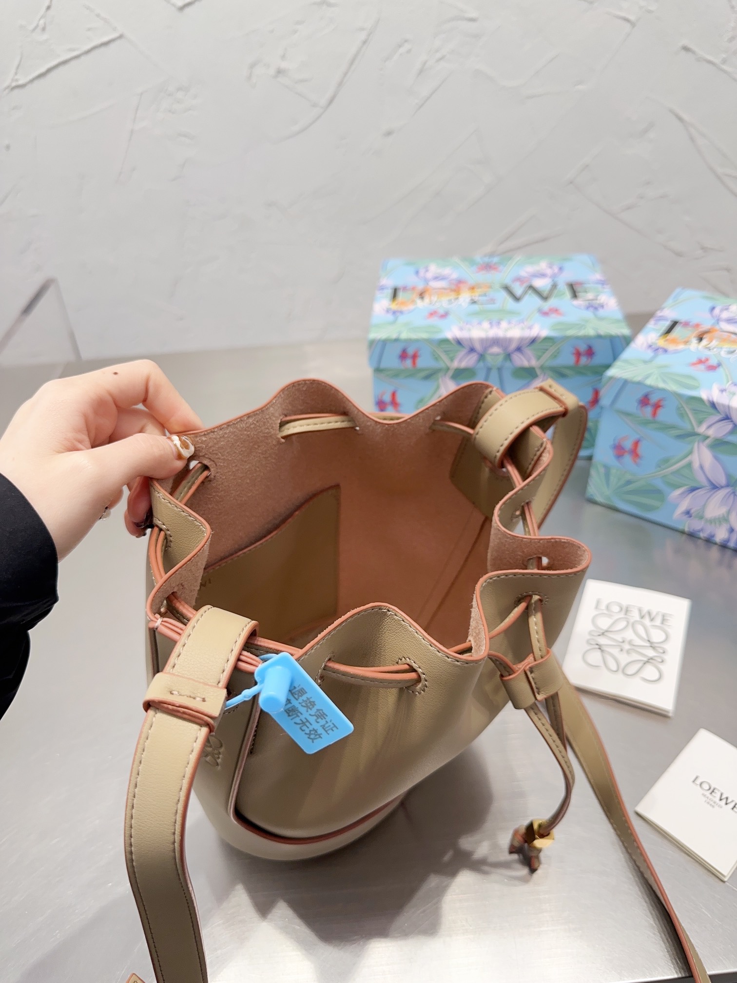 【LOEWE】ロエベ スティッチング バケット バッグ-高島屋オンラインストア - 公式