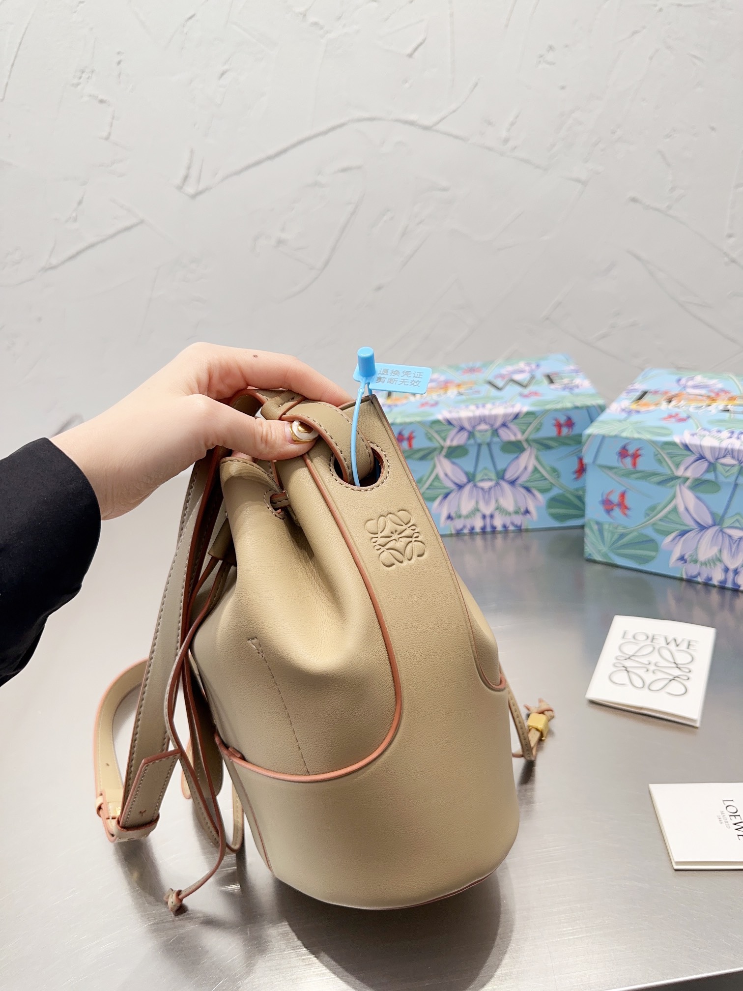 【LOEWE】ロエベ スティッチング バケット バッグ-高島屋オンラインストア - 公式