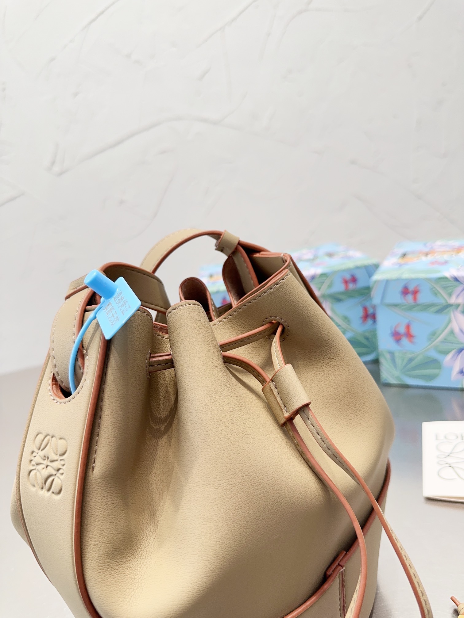 【LOEWE】ロエベ スティッチング バケット バッグ-高島屋オンラインストア - 公式