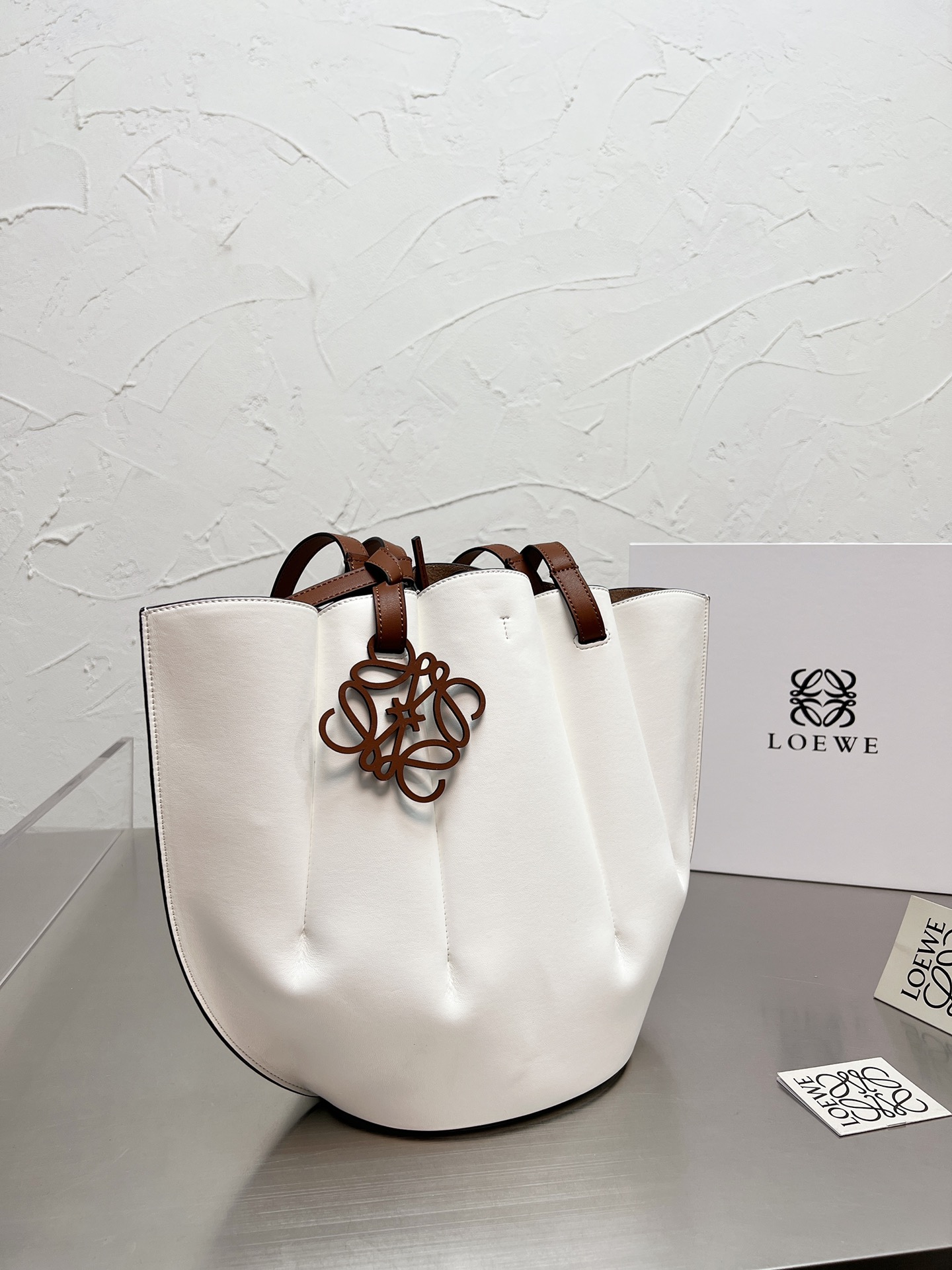 Loewe-ロエベ シェル トートバッグ-高島屋オンラインストア - 公式