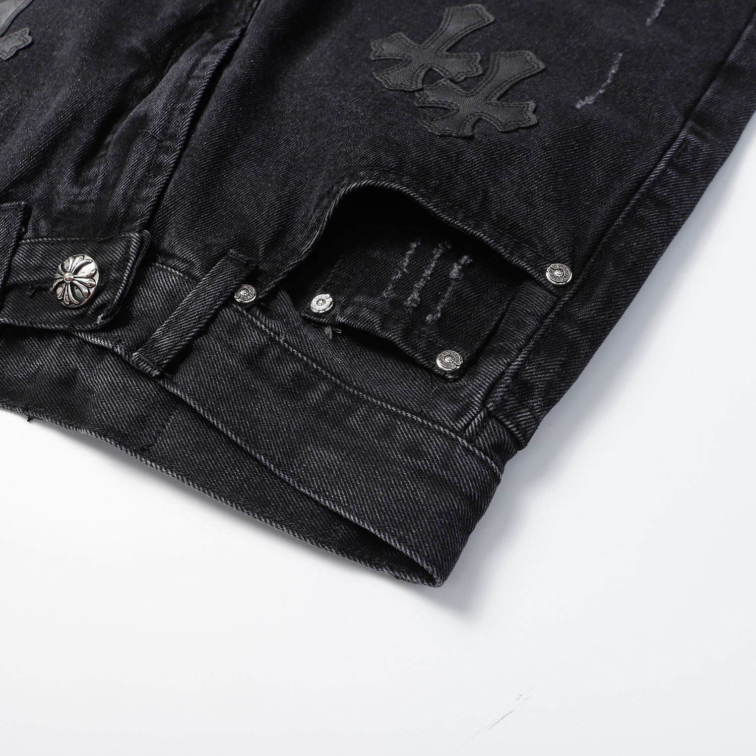 【Chrome Hearts】クロムハーツ 新作デニムショーツ 9921