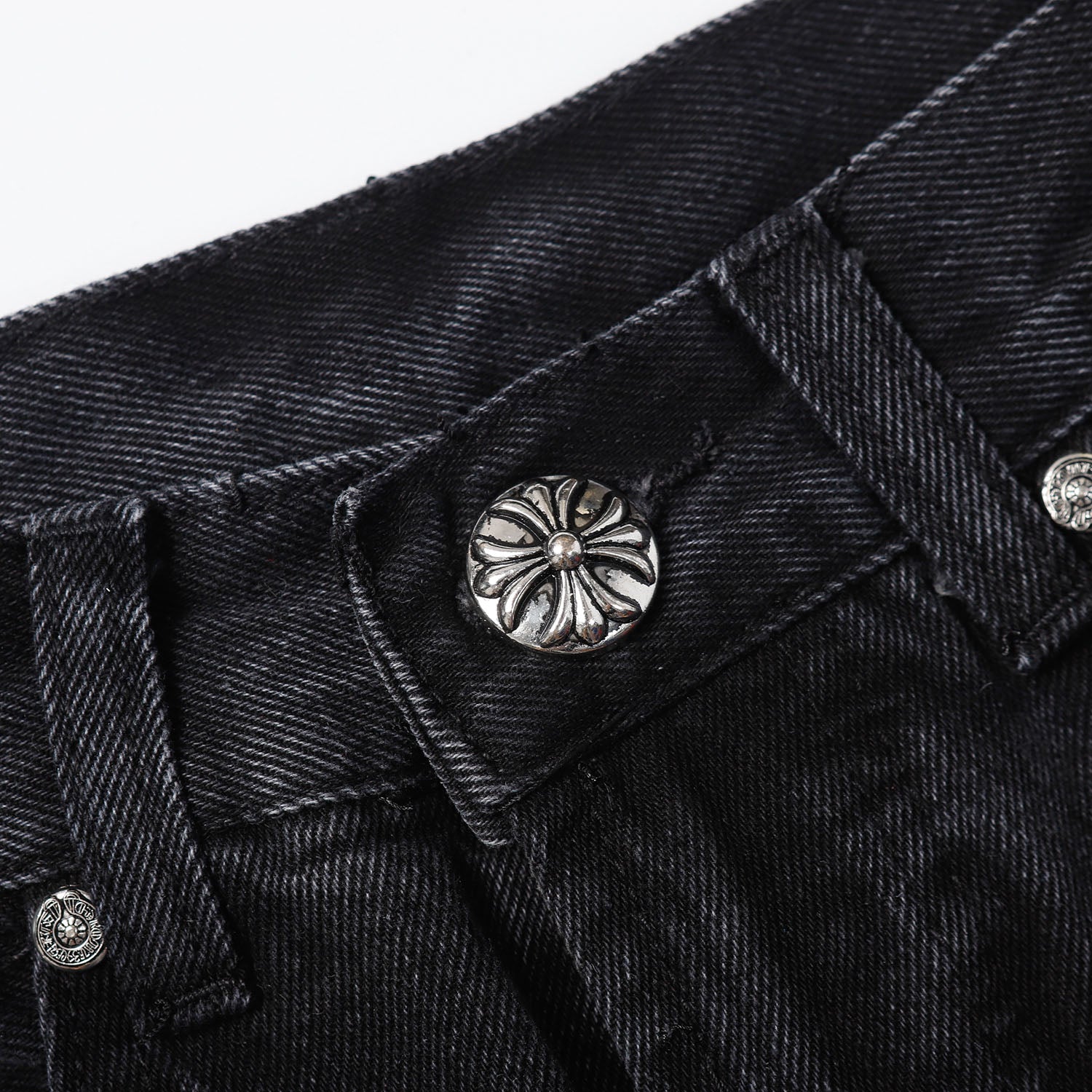 【Chrome Hearts】クロムハーツ 新作デニムショーツ 9921