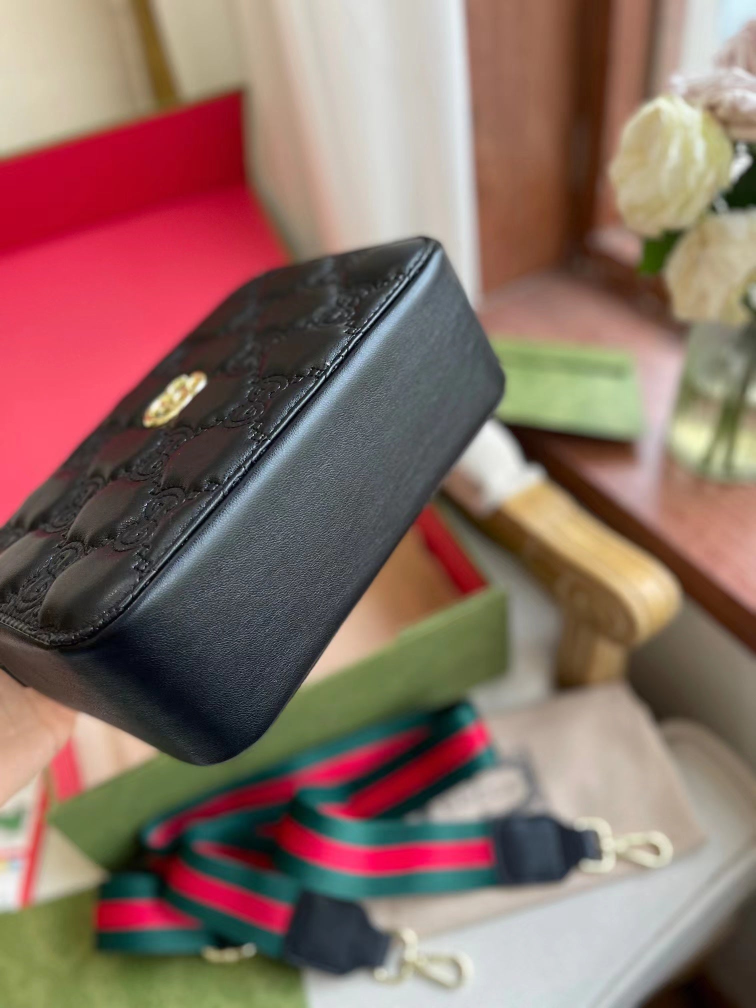 Gucci(グッチ) カメラバッグ メッセンジャーバッグ