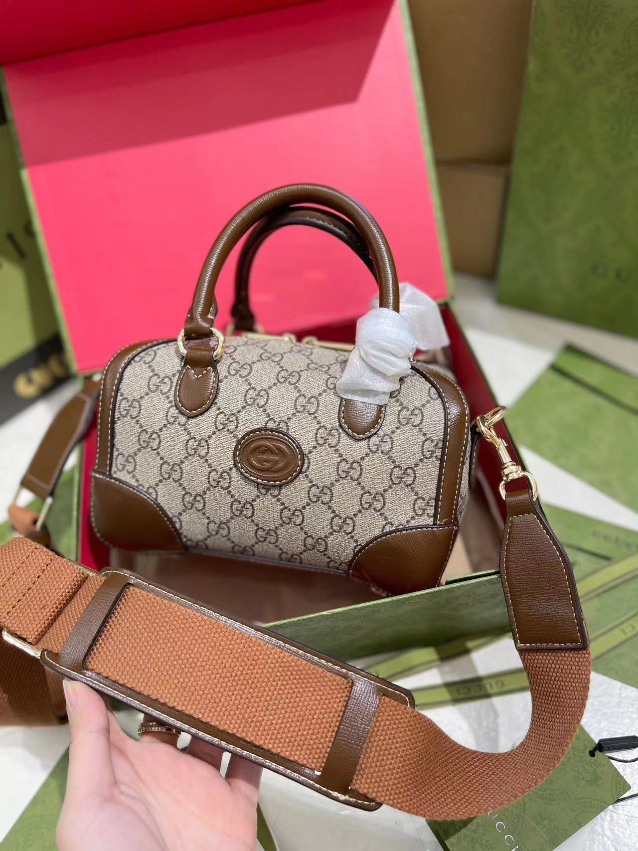 👜【GUCCI】グッチ ボストンバッグ 古典的なパターン