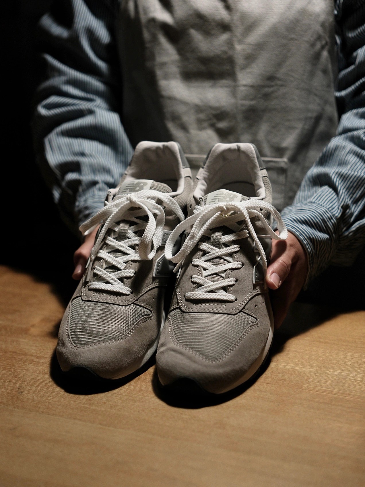 世代問わず愛されるニューバランスの名作「996」の人気色