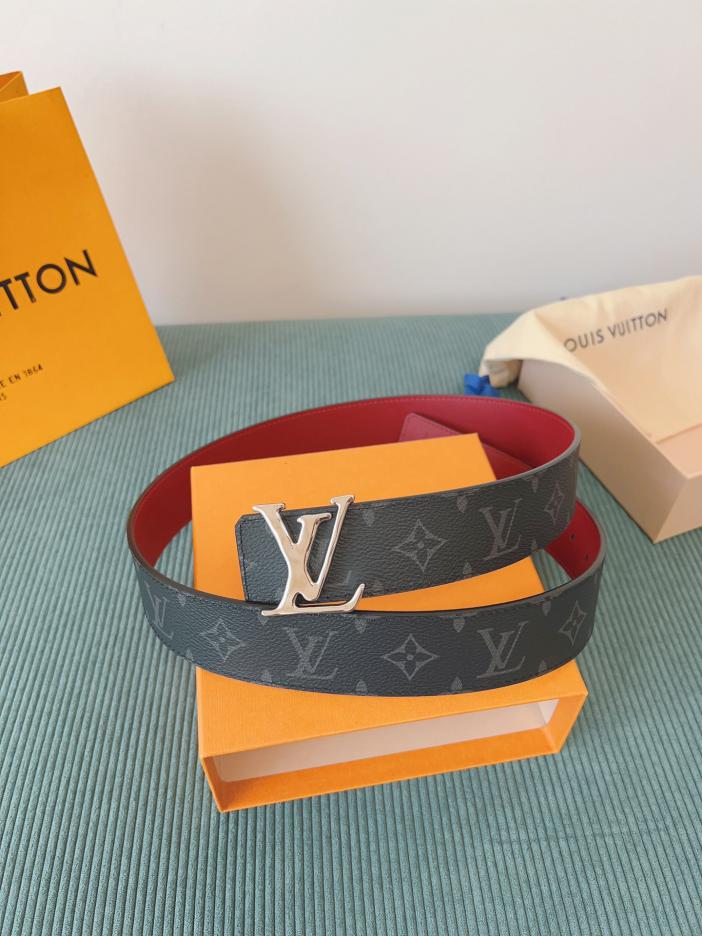 LOUIS VUITTON/ルイ・ヴィトン 4.0cm幅 クラシックベルト· ギフトにもご自身用にも最適です