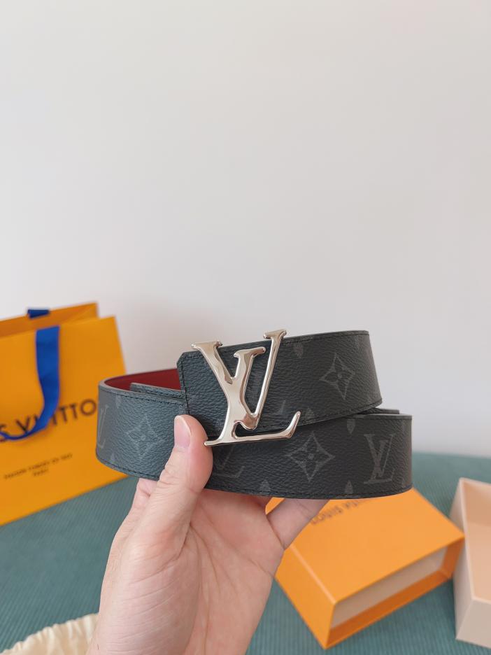LOUIS VUITTON/ルイ・ヴィトン 4.0cm幅 クラシックベルト· ギフトにもご自身用にも最適です