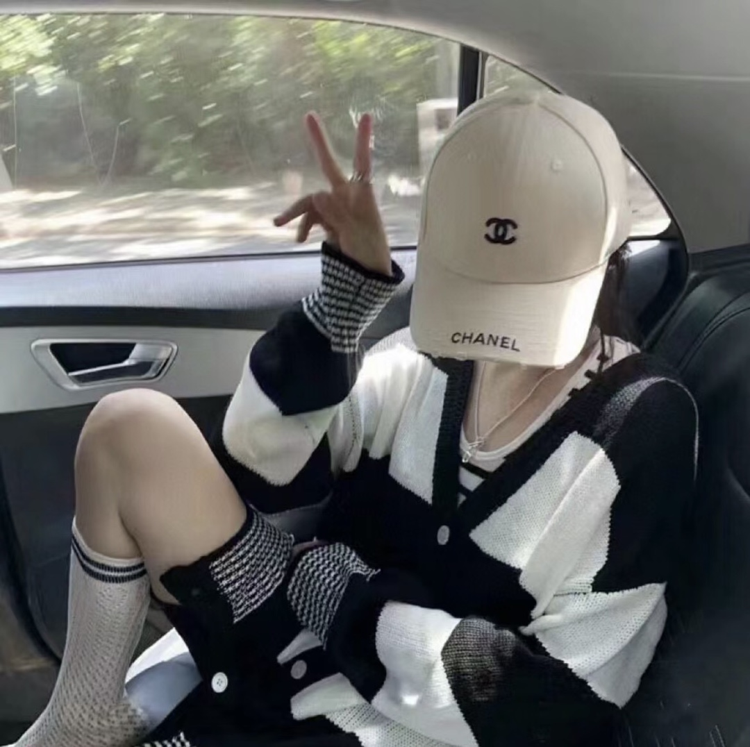 【男女兼用】Chanel 刺繍ベースボールキャップ