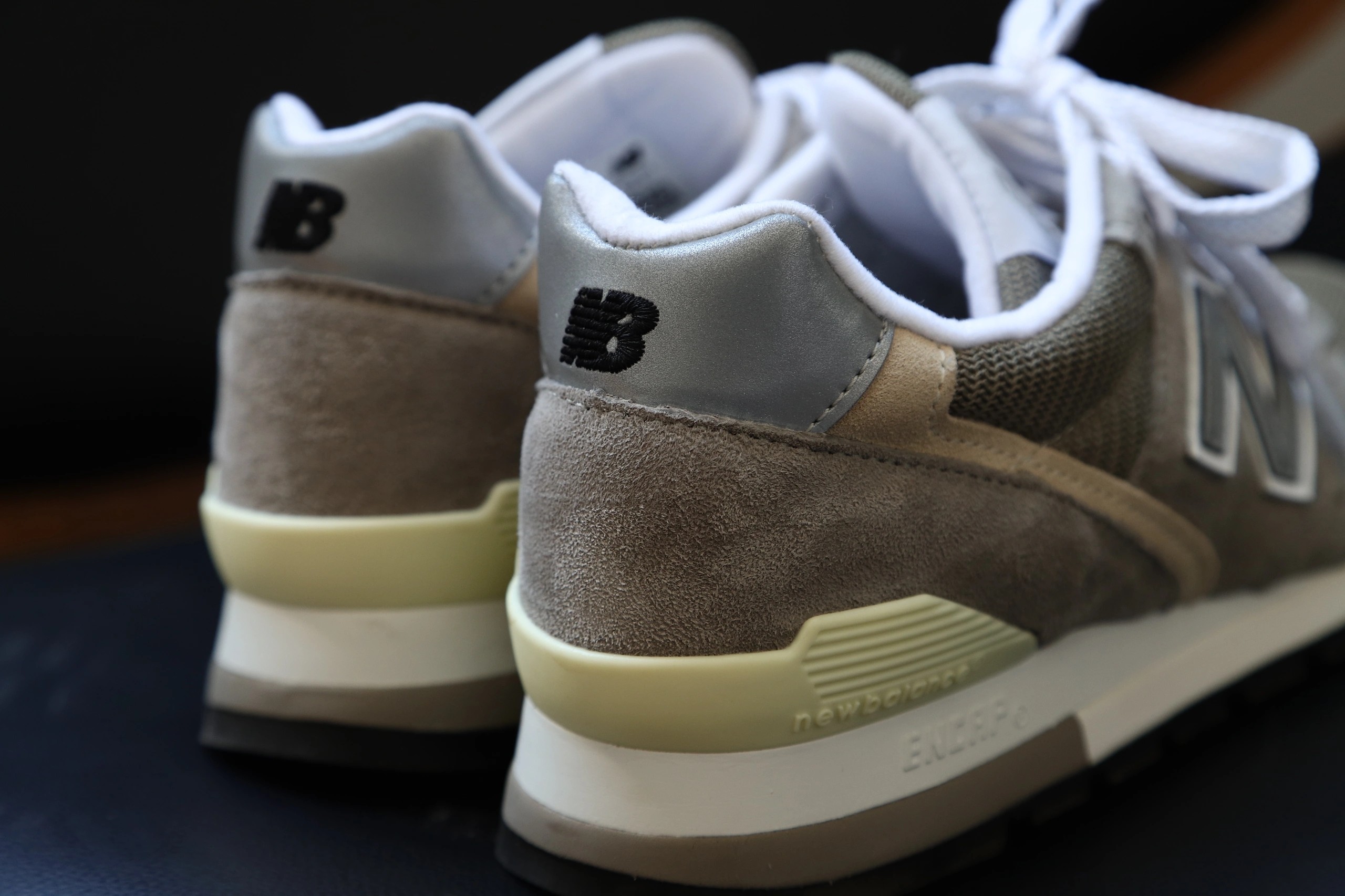 世代問わず愛されるニューバランスの名作「996」の人気色