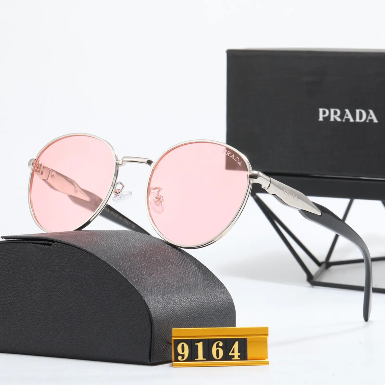 Prada サングラス S0007