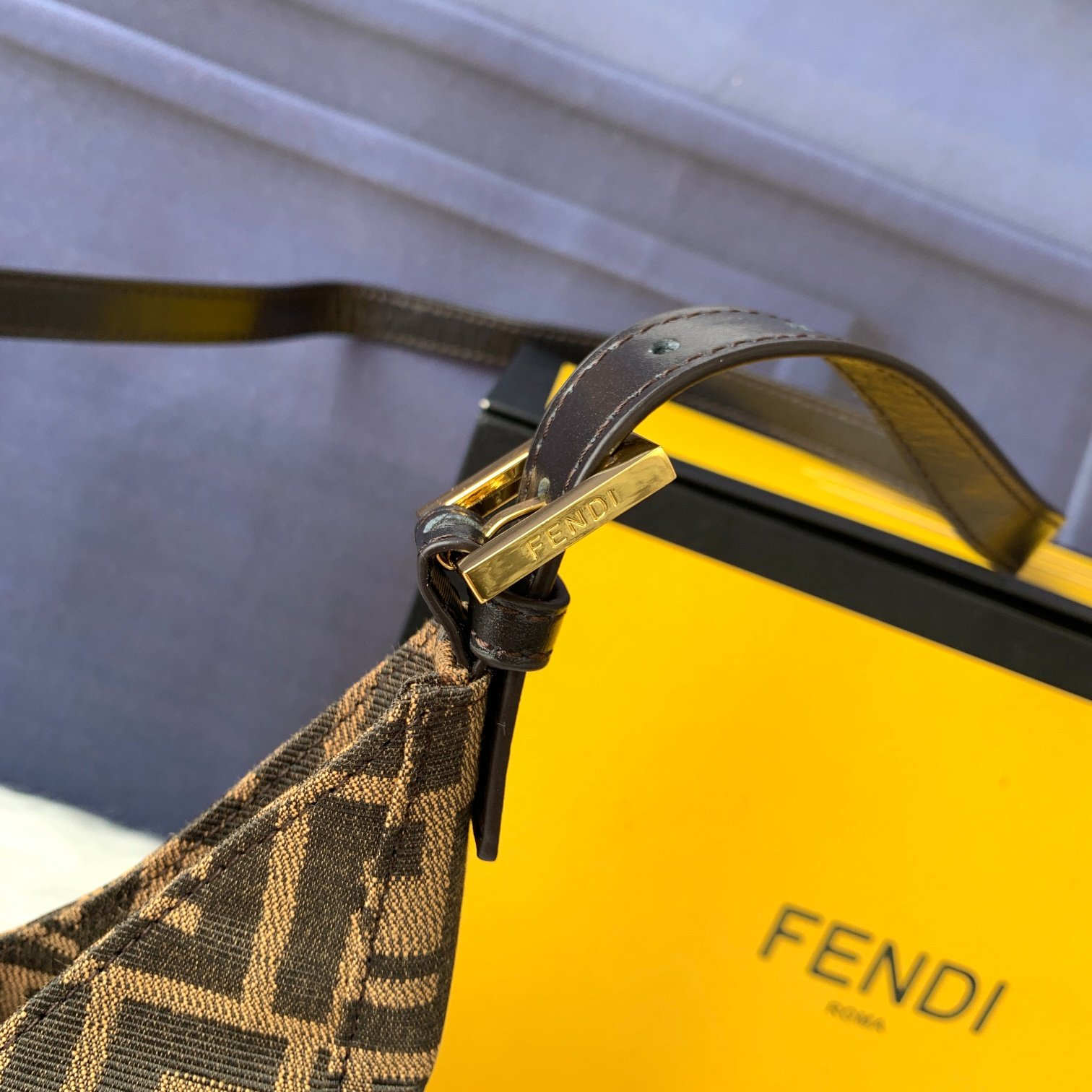 FENDIフェンディ ショルダーバッグ 18x9x20 cm-高島屋オンラインストア - 公式