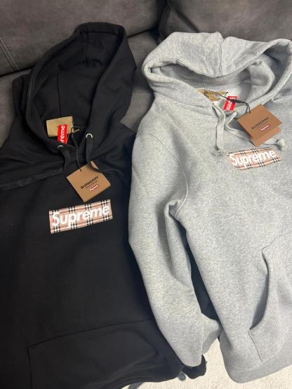 Supreme x Burberry スウェットシャツ