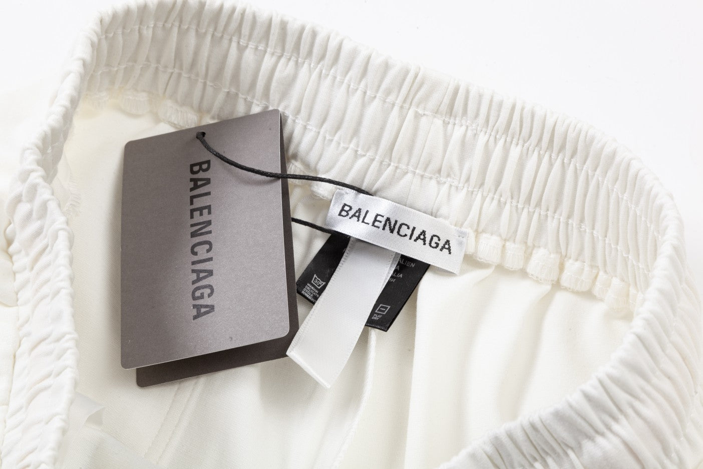 BALENCIAGA 【バレンシアガ】 Shorts-高島屋オンラインストア - 公式