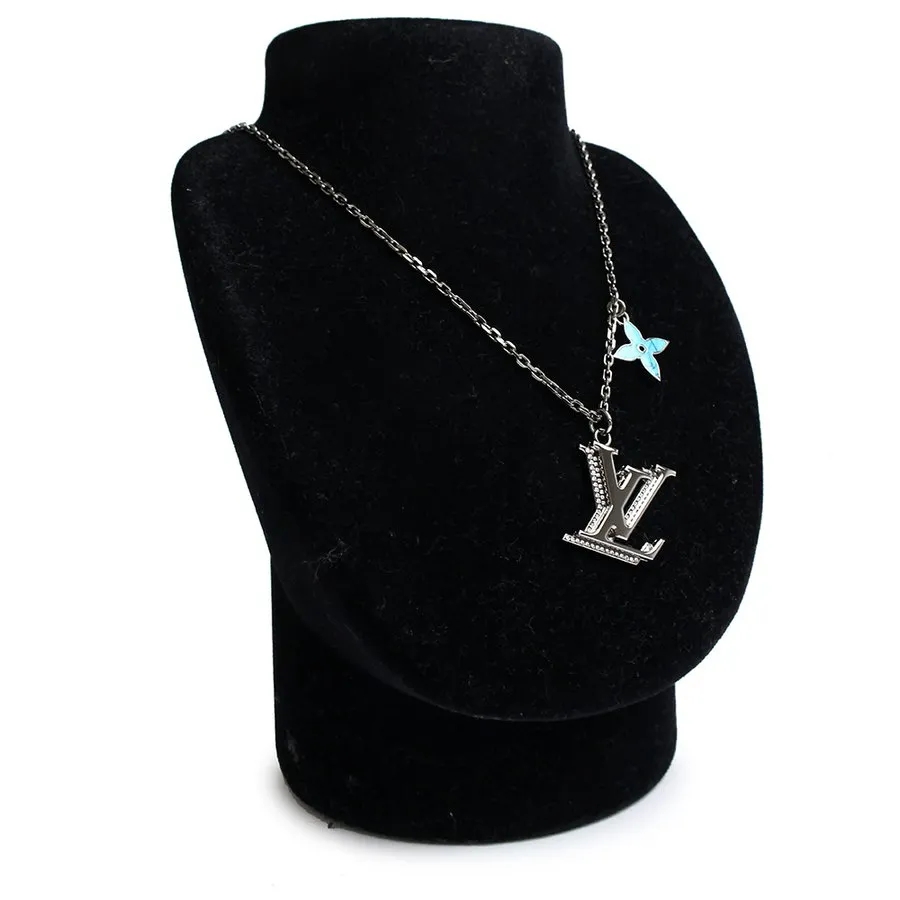 【国内発送/直営店】ネックレス ペンダント LVイニシャル クリスタル フラワー ターコイズ M80208 箱付